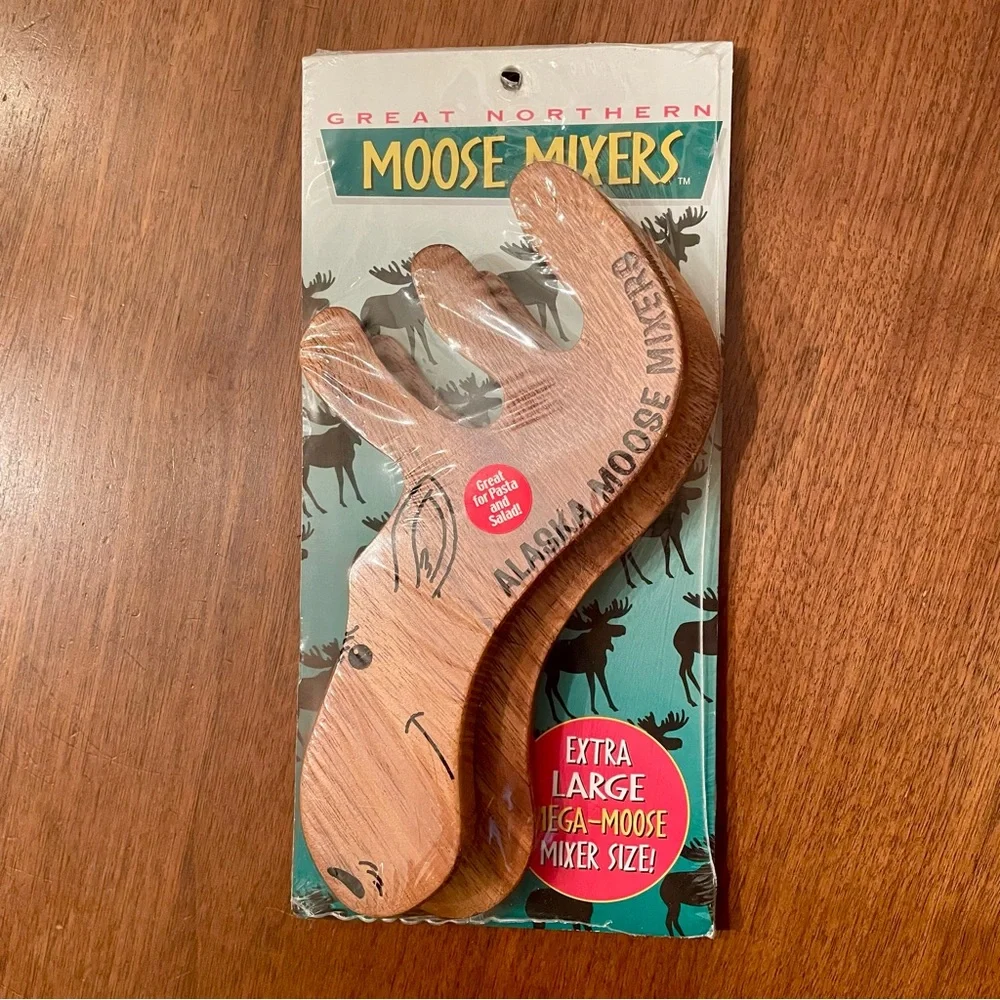 Great Northern Products Wooden Moose Mixers NWT Toss Salad Pasta Alaska